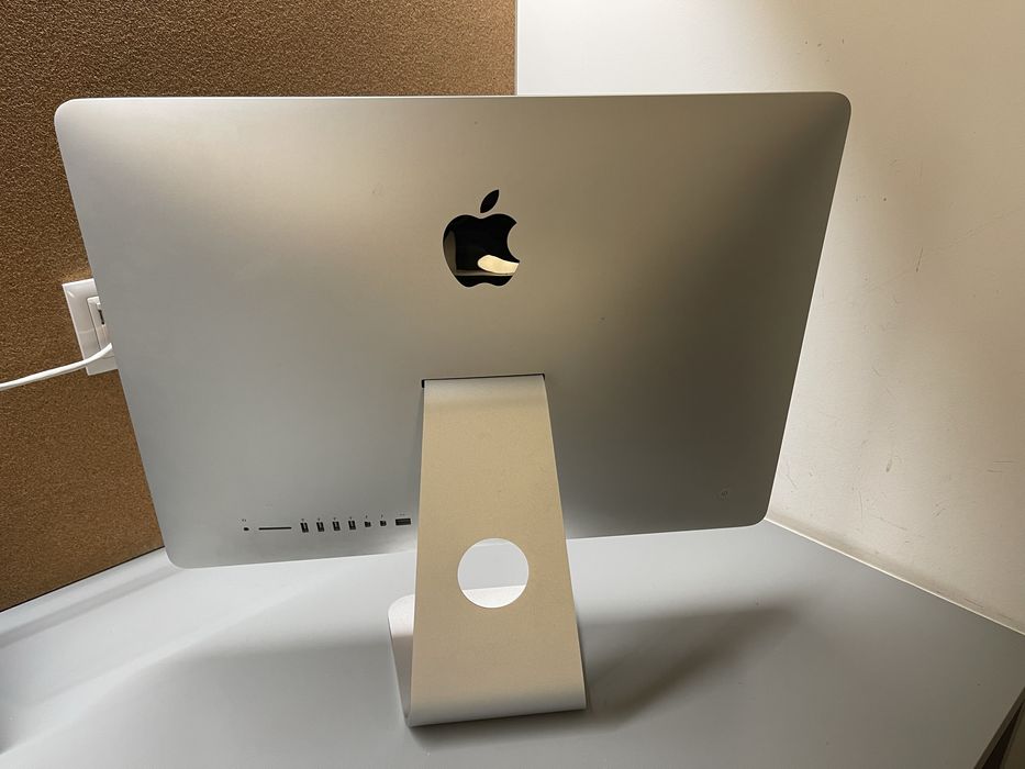 Apple Imac 21,5 // 16GB Memória // SSD 500GB