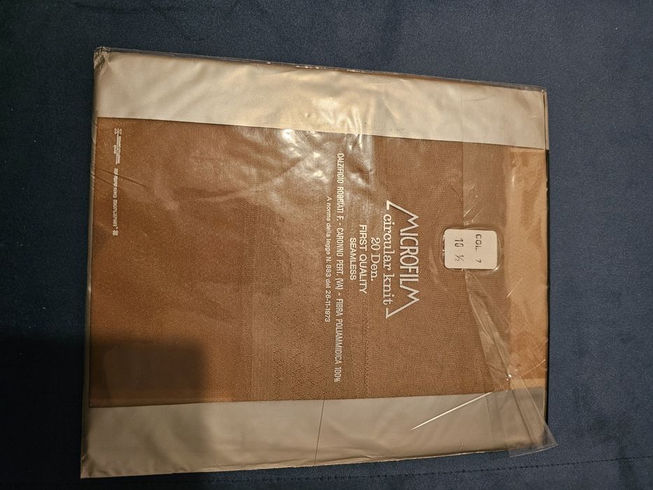 2 pary Pończochy do pasa  z włókna poliamidowego z 1973 roku