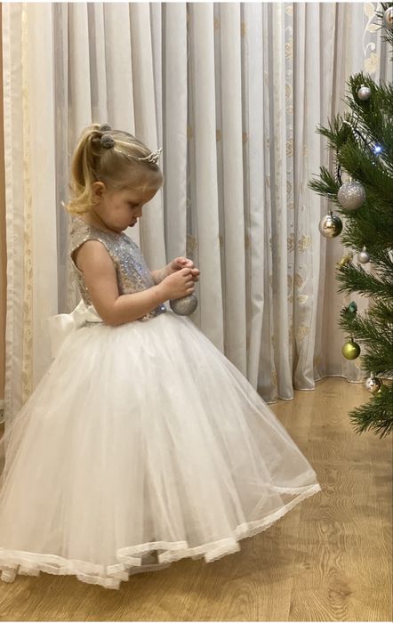 Плаття сніжинка пишне святкове