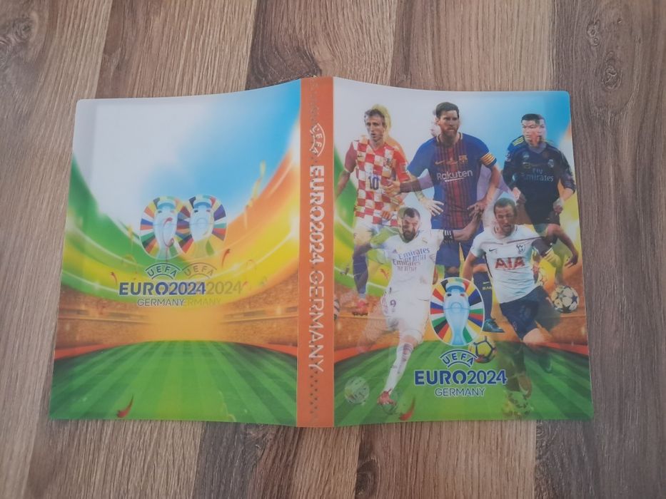 Album piłkarski na karty