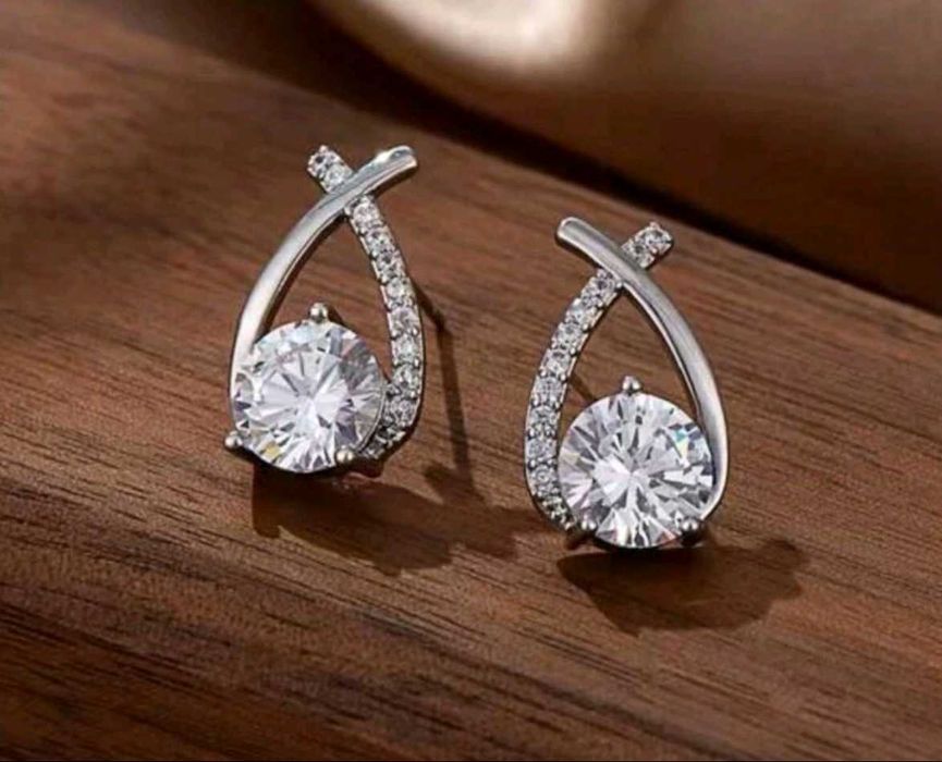 Kolczyki sztyfty nowe