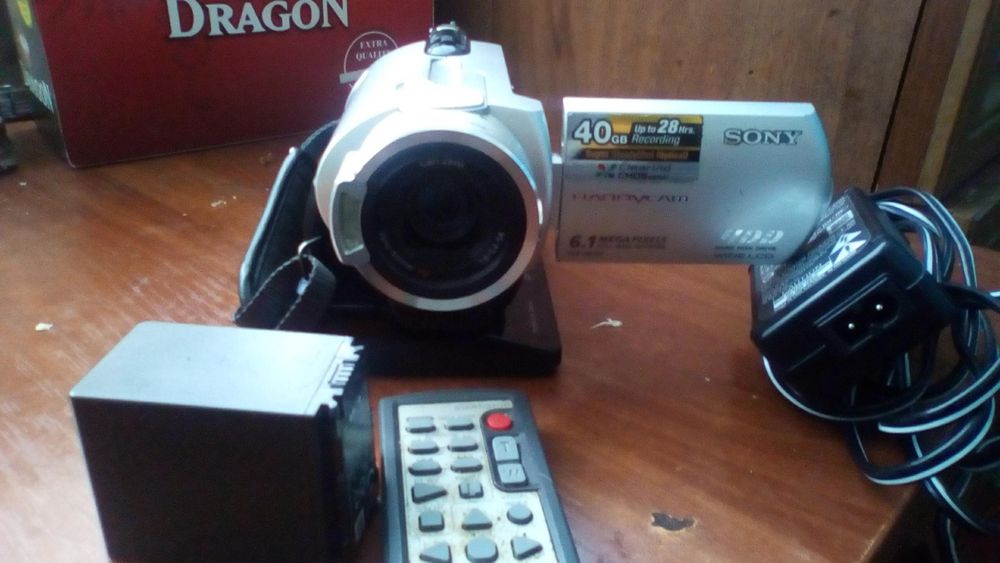 Відеокамера Sony.В гарному стані.
