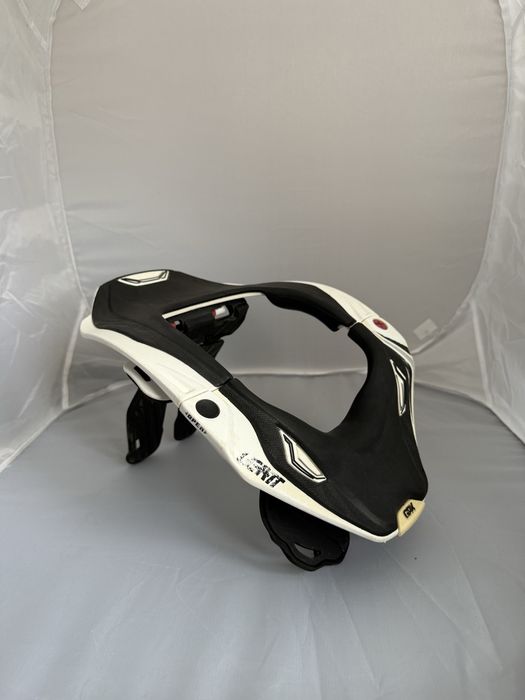 Stabilizator karku Leatt