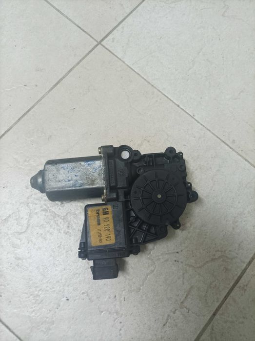 Motor elevador vidro FD Opel Corsa B 97