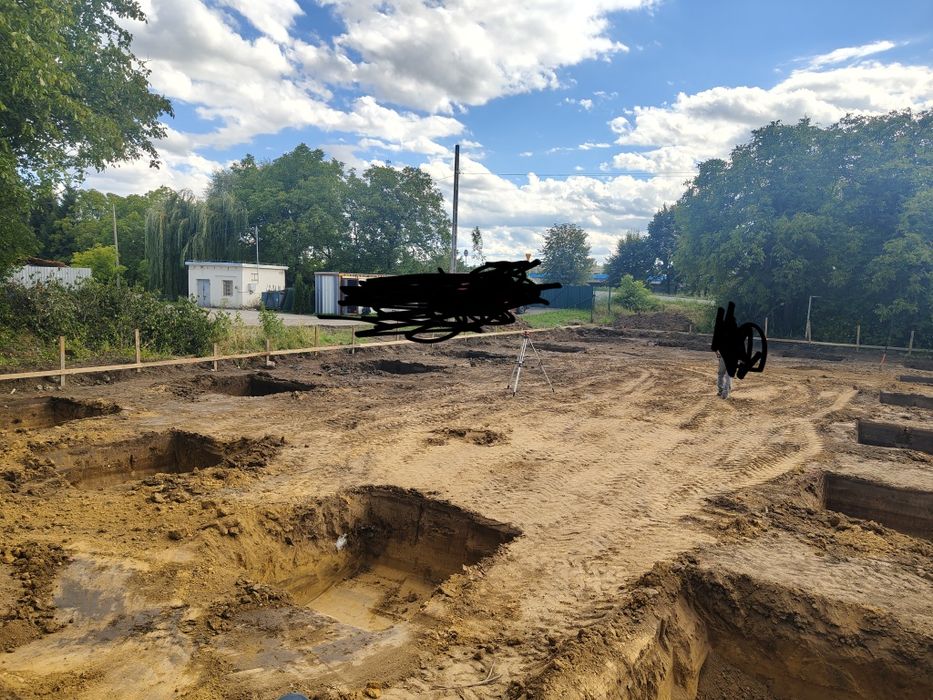 Oferuje prace  rozbiorki budynków, układanie kostki brukowej ,izolacje