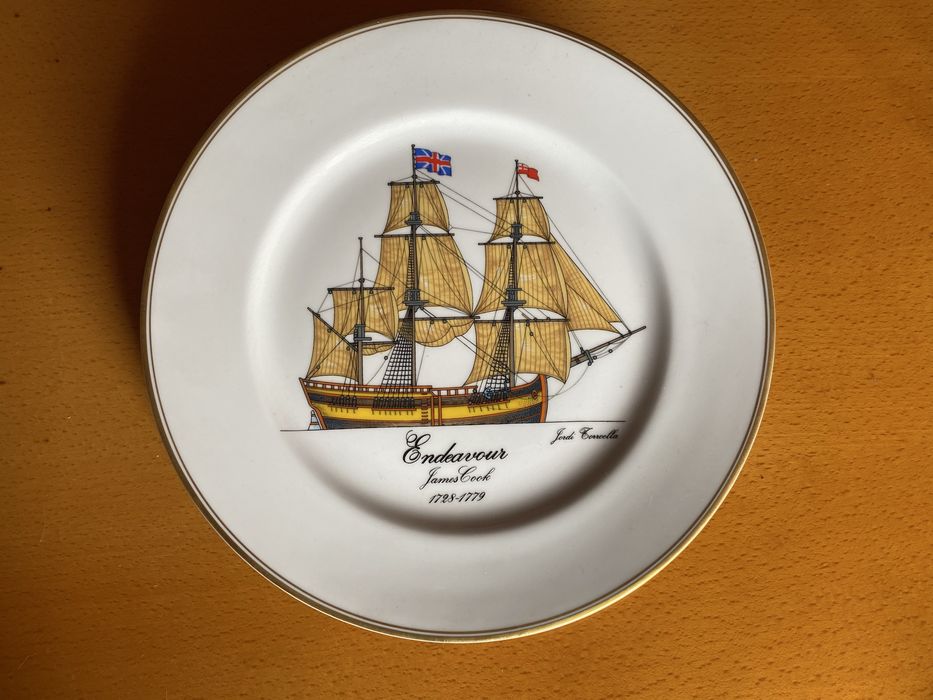 Pratos de luxo 12 Navios dos Descobrimentos Vista Alegre.  26cm