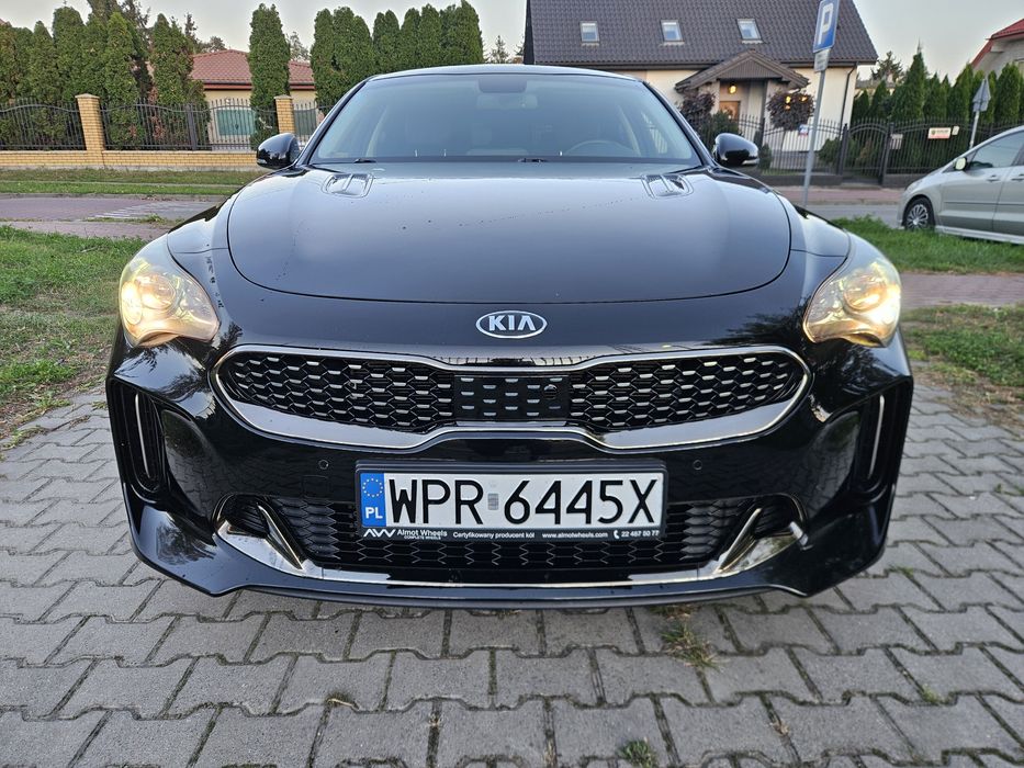 KIA Stinger 2.0 T-GDI 4×4 AWD 2018