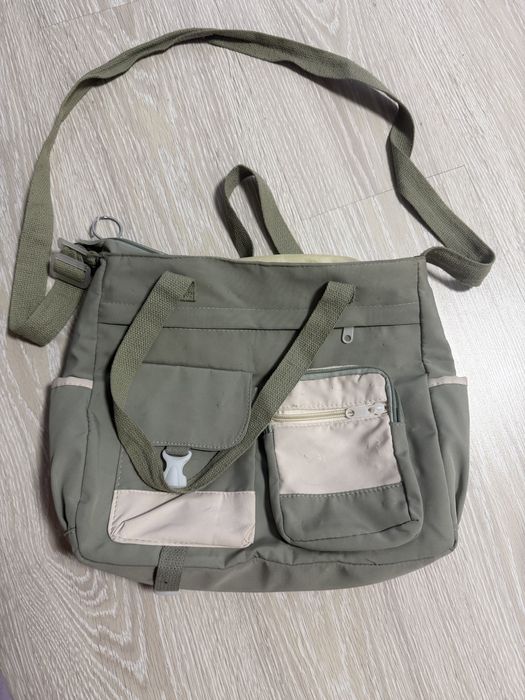 Сумка середнього розміру