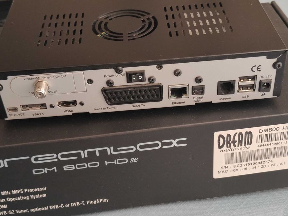 Спутниковый тюнер Dreambox 800HD SE (оригинал) в идеальном состоянии