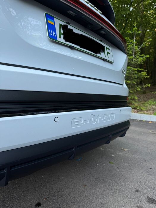 Авто Audi q4 sportback e-tron