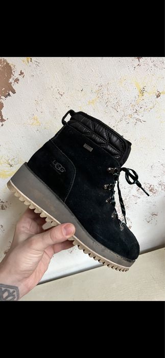 Ботинки женские на меху Ugg оригинал размер 38