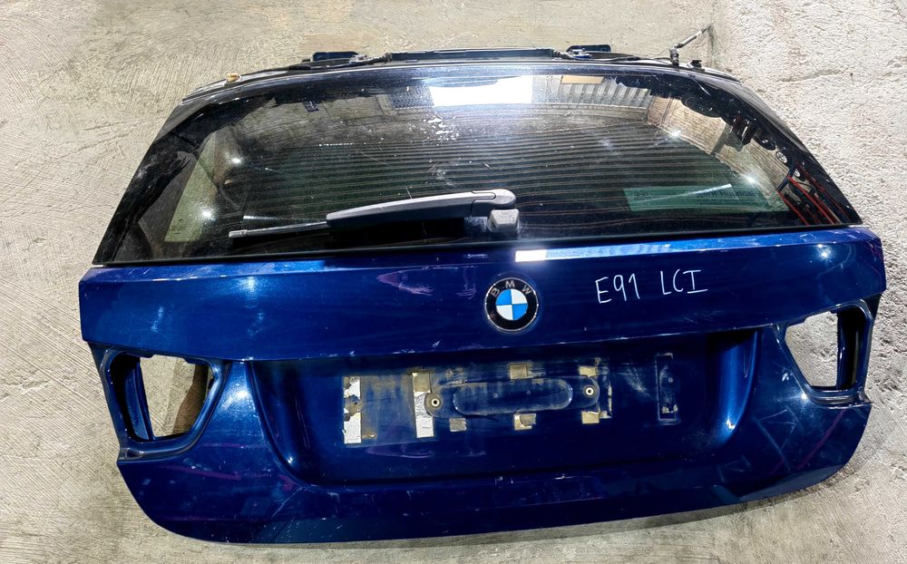 Tampa da mala BMW E91 serie 3 lci