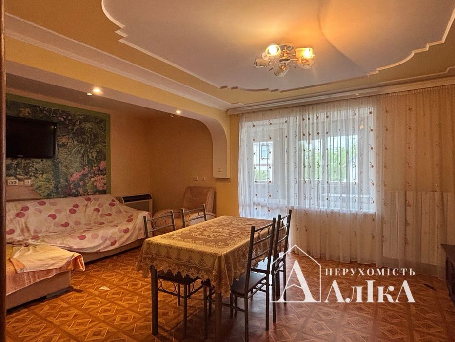 Продам великий будинок