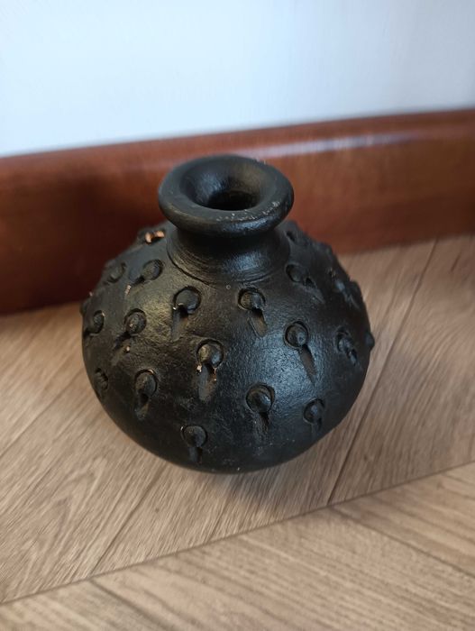 Wazon ceramiczny surowy ciemny SIA