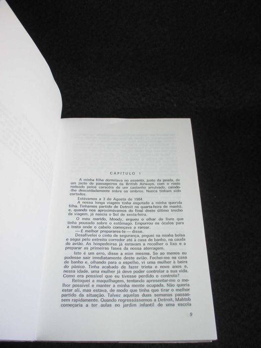 Livro Rapto em Teerão William Hoffer e Betty Mahmoody