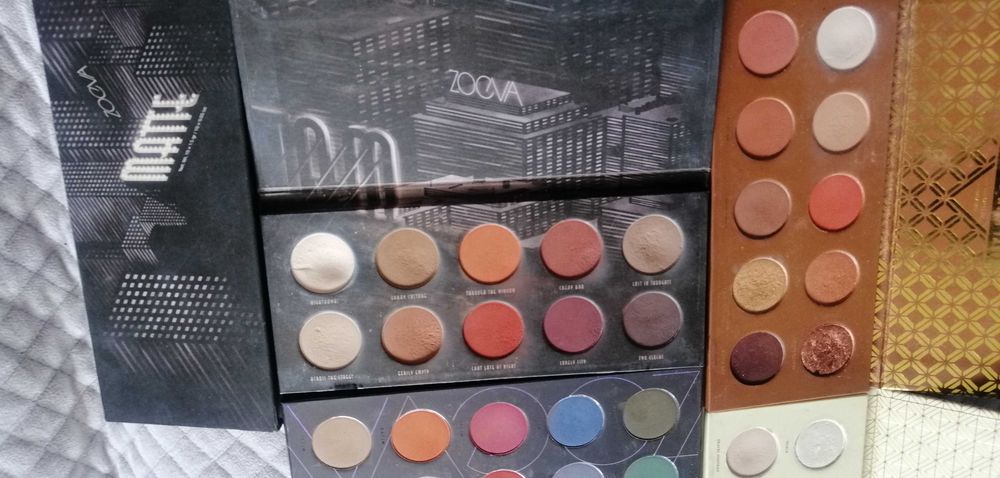 ZOEVA 4 palety cieni, Caramel melange,Blanc fusion,matte,matte Spectre