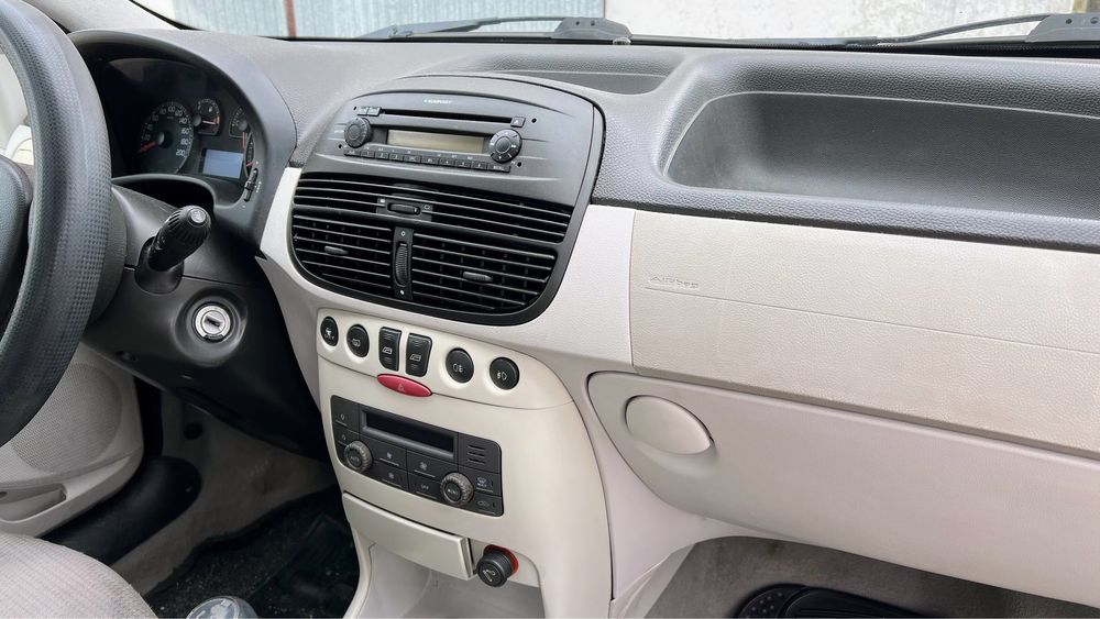 FIAT PUNTO ano 2003