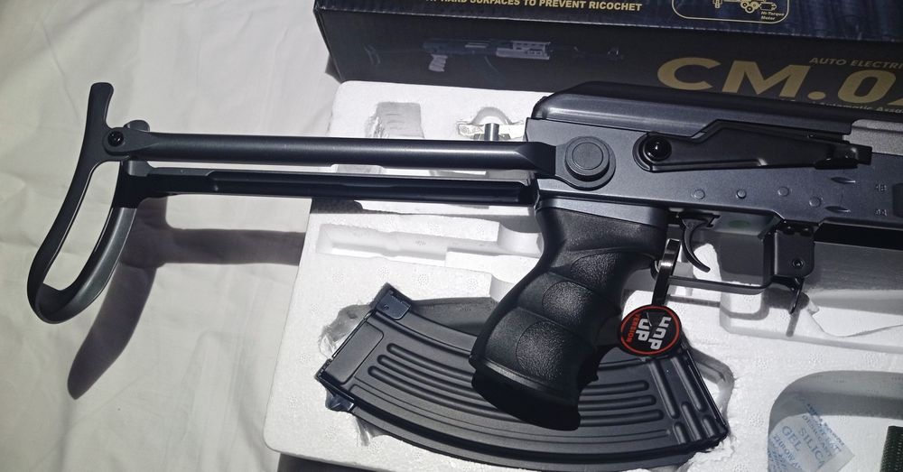 AK CYMA airsoft Novo