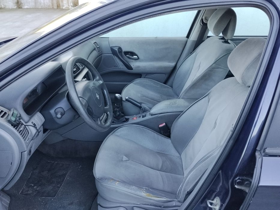 Renault laguna ler anuncio