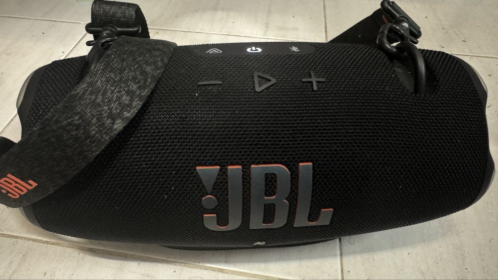 Coluna JBL Xtreme 4