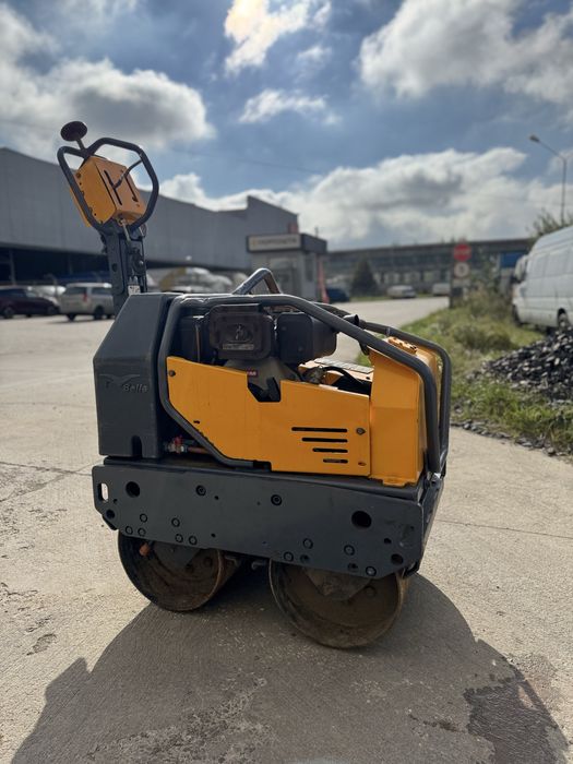 Каток з вібрацією дизельний двигун японський belle tdx 650 з ПДВ 2019