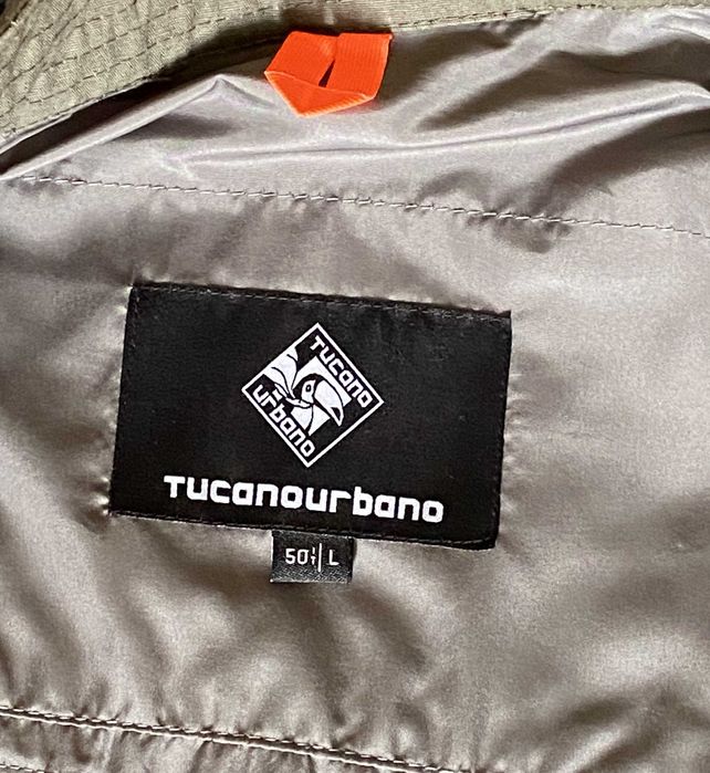 Para mota, casaco como novíssimo