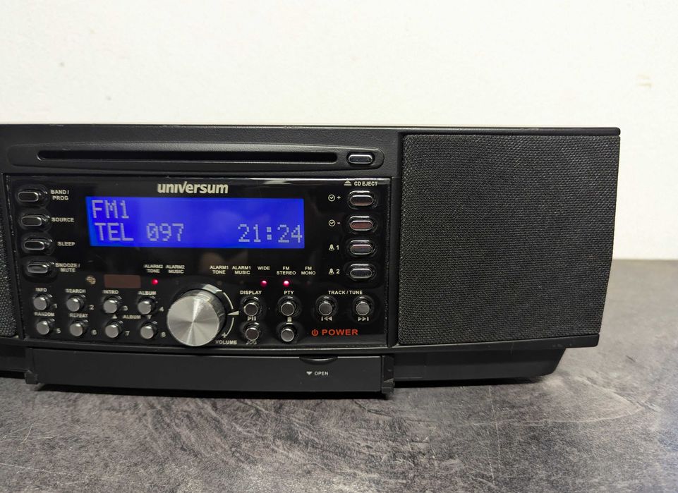 Universum VTC-CD 3070. Аудіосистема 2.1