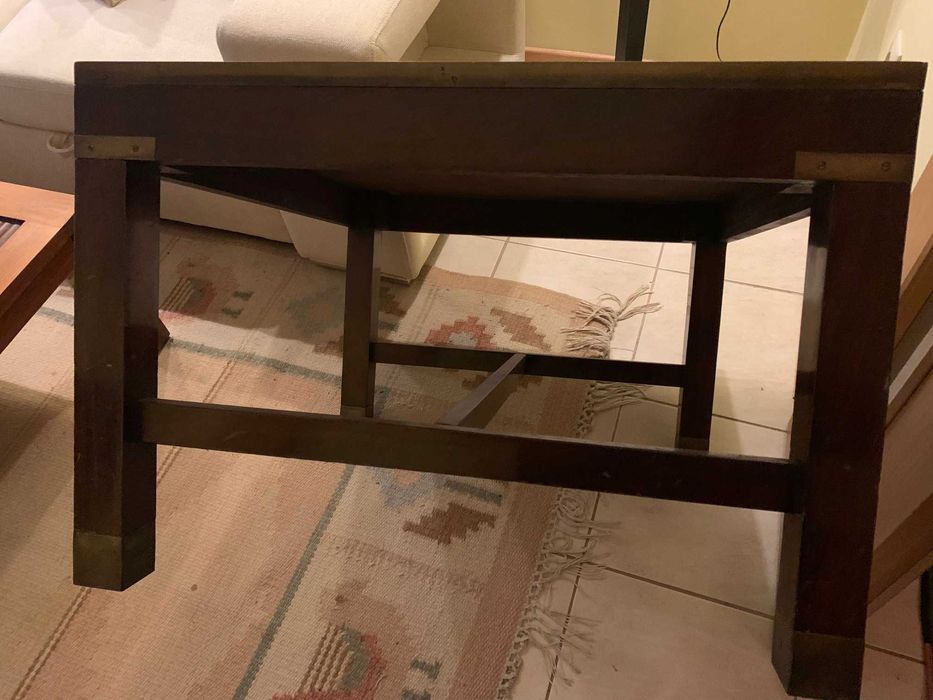 Mesa rustica de apoio