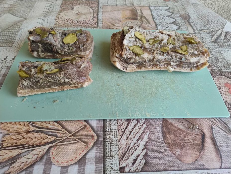 Słonina/Boczek/ Продам засоленное сало с мясной прослойкой со специями