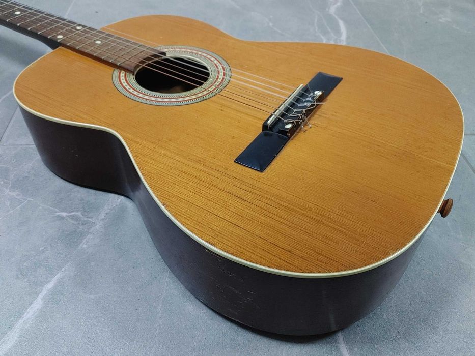 Gitara akustyczna Defil