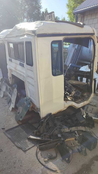 Kabina Man Tgs, tgx uszkodzona na części, ćwiartka , bok
