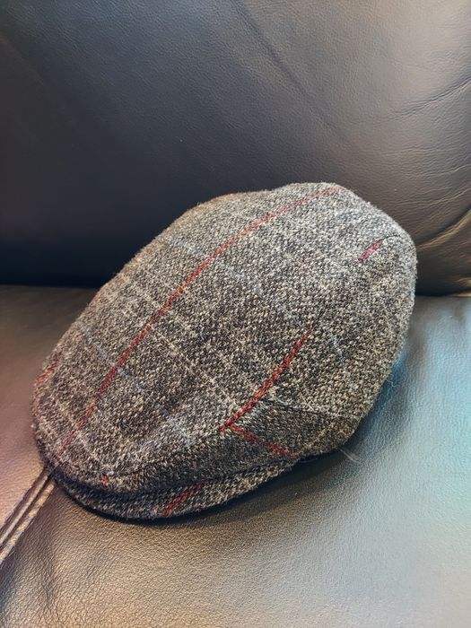 Кепка (хуліганка) Marks & Spencer, Next, C&A, Italia, England