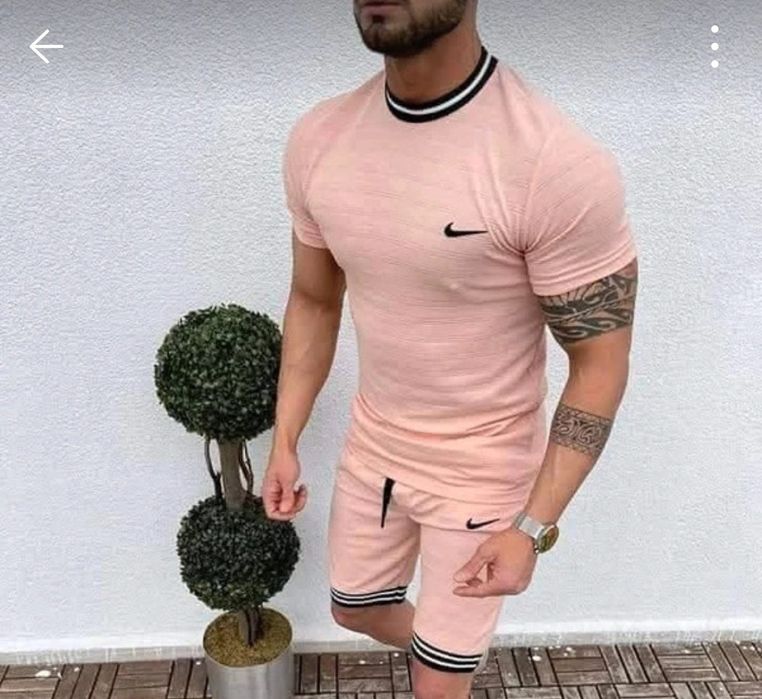 Komplet Nike stylowy