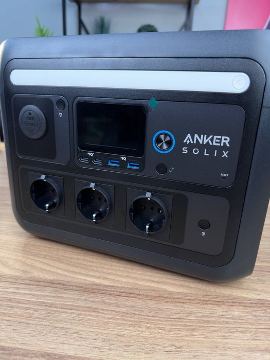 Anker Solix C800X 1200W 768Wh портативна зарядна станція