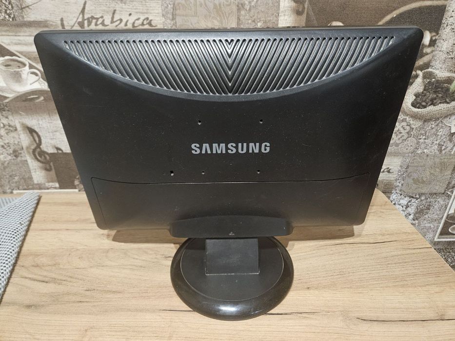 Монітор Samsung SyncMaster