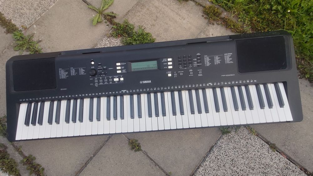 Keyboard YAMAHA + stojak i stojak na nuty