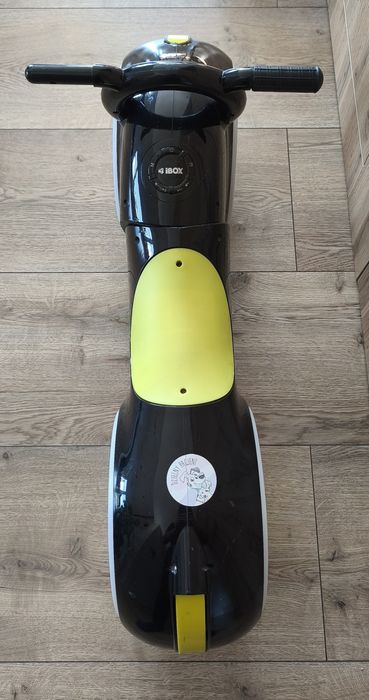 Rowerek biegowy iBox IBIKE001 z kołami LED oraz bluetooth