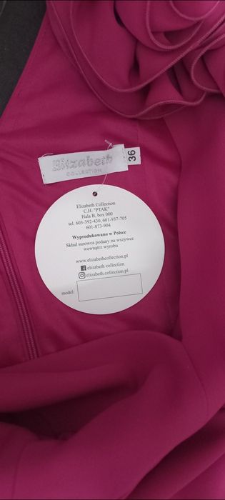 Sukienka w kolorze fuksji