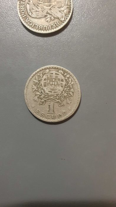 Moedas antigas para venda (III)