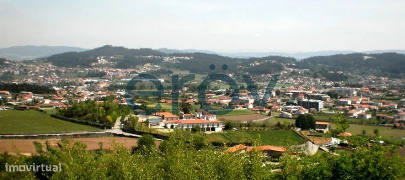Terreno Para Construção Em Vermoim - V. N. Famalicão