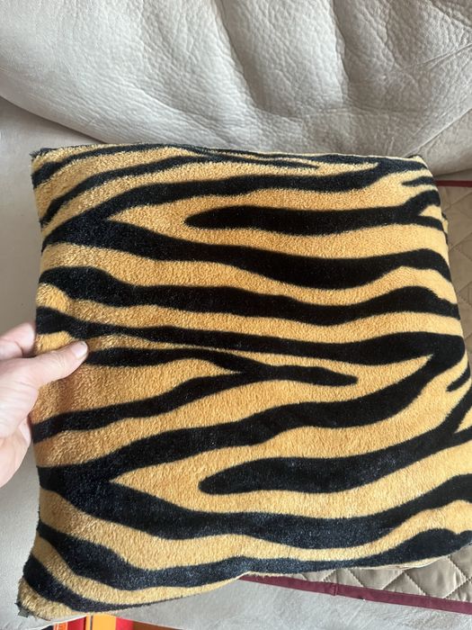 2 Almofadas e capas laváveis zebra com fecho eclair