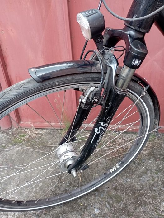 Електровелосипед Bosch , дві батареї, зарядка