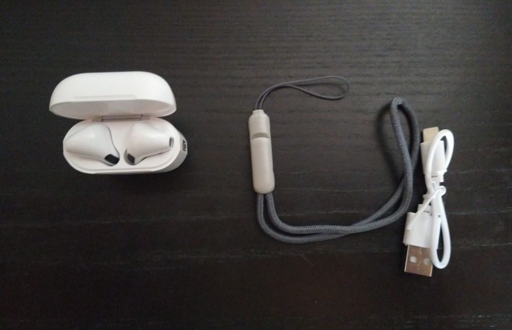 Auriculares Bluetooth Xiaomi  earbuds. Novos