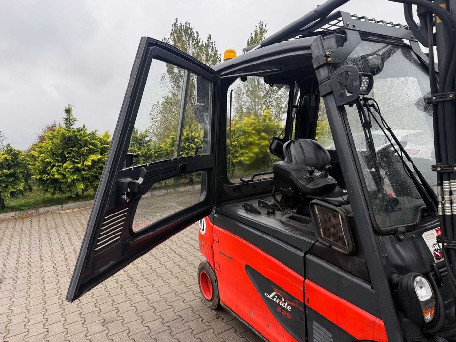 kabina kompletna wózek widłowy LINDE E25 E30 seria 387 części demontaż