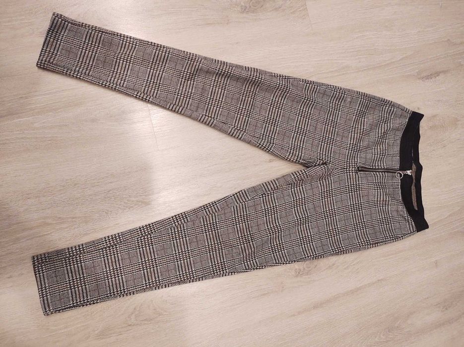 Jegginsy dziewczęce roz.146