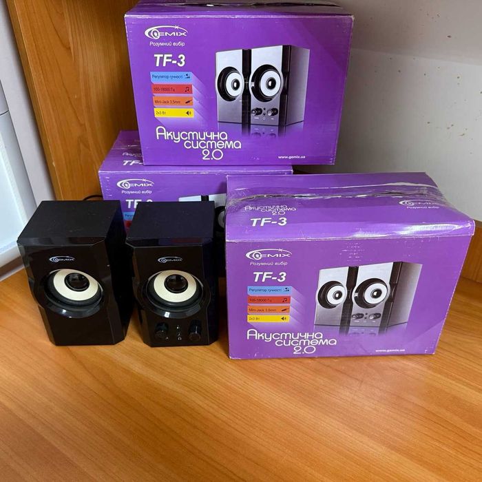 Колонки для ПК, роутери Wi-Fi, кабелі HDMI, VGA та подовжувачі USB 2.0