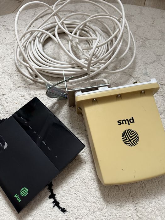 Modem zewnetrzny ODU-300 lte oraz router wifi IDU-300 internet domowy