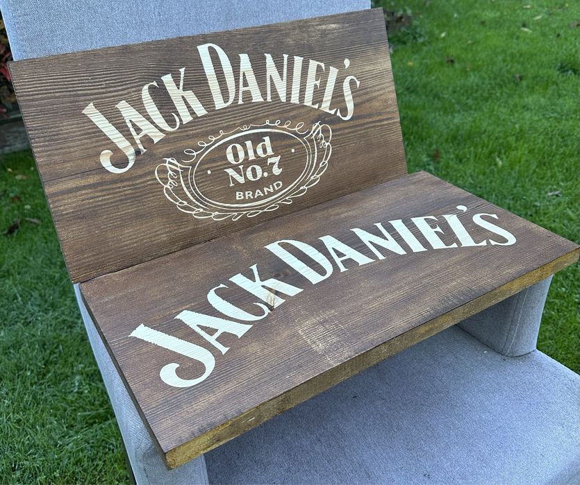 Deska z logo Jack D