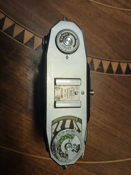 Câmara Antiga Zeiss Ikon com Bolsa