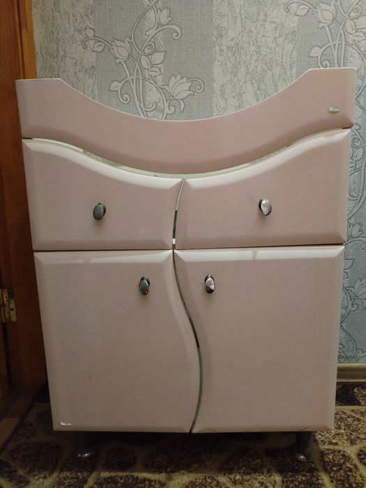 Тумба під умивальник